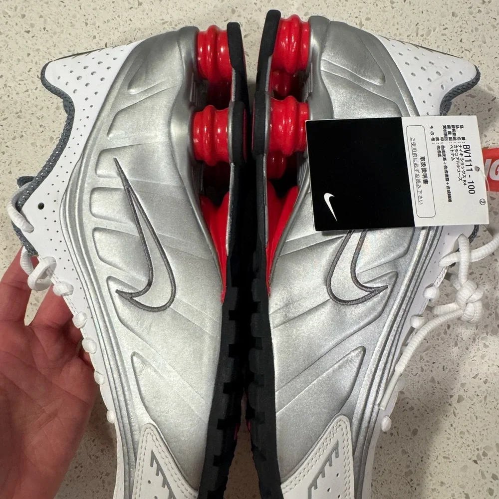 Nike Shox Men 8.5 2019 R4 Retro 'Comet Red' 2019 NWT Fight Club NWOB - Picture 3 of 12